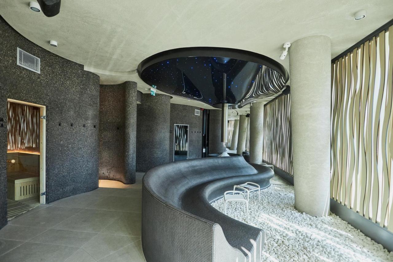 Wave - Sea Salt Apartment - Pools&Spa مينززدرويه المظهر الخارجي الصورة