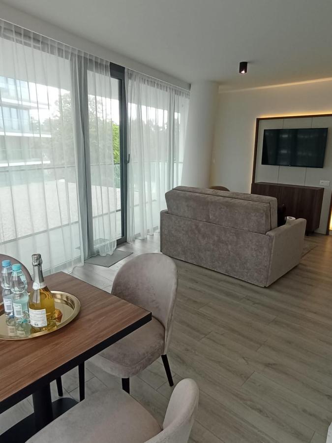 Wave - Sea Salt Apartment - Pools&Spa مينززدرويه المظهر الخارجي الصورة